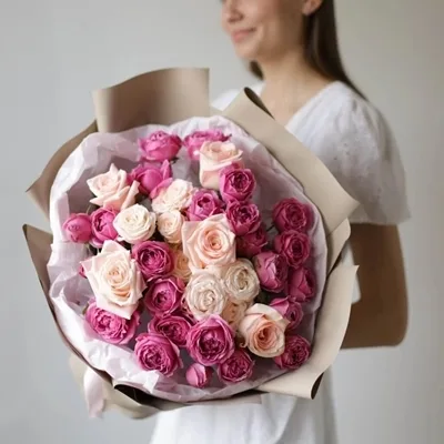 Rose delivery in Moscow Russia