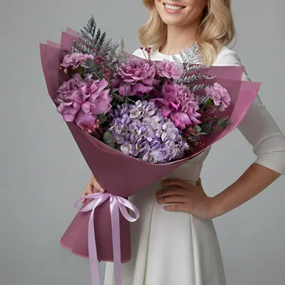 luxury flower arrangement to moscow