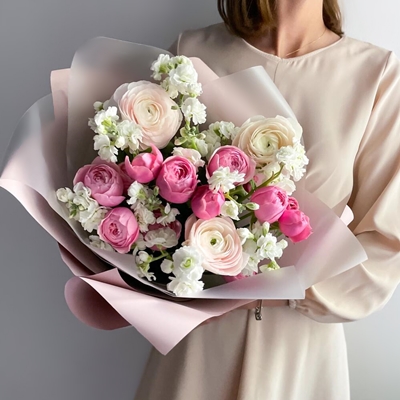 luxury flower arrangements russia