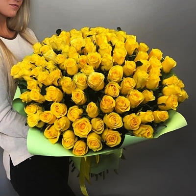 101 Yellow roses to Moscow