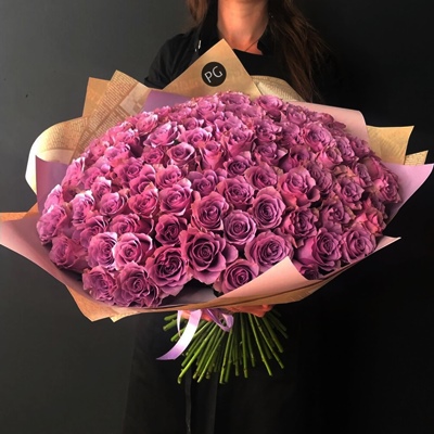 101 фиолетовая роза в Москву