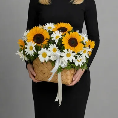 Flower basket delivery to Russia