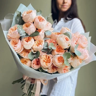 Доставка пионовидных роз в Россию