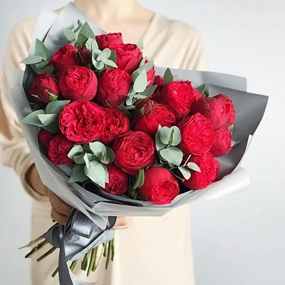 Peony roses delivery to Russia