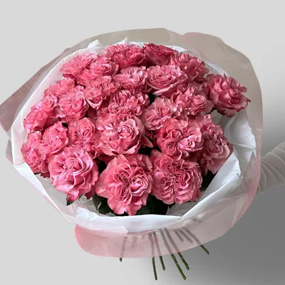 Peony roses delivery in Russia