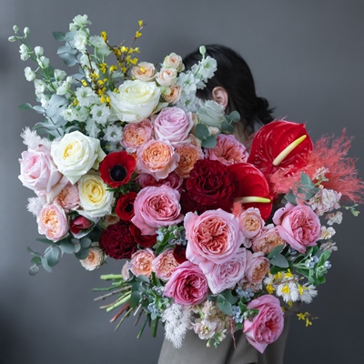 Flower arrangement for Moscow