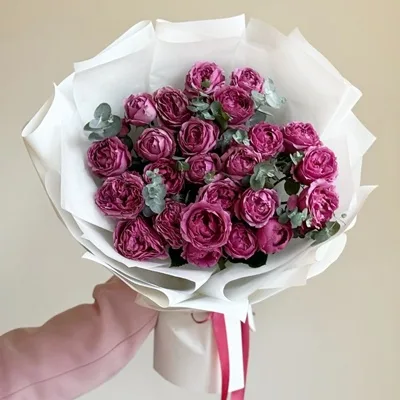 Peonies delivery in Russia