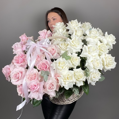 Доставка цветочных корзин по Москве