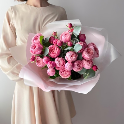 Luxury peonies to Moscow