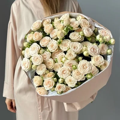 Luxury peonies delivery in Moscow