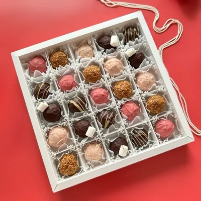 Send chocolates to Russia