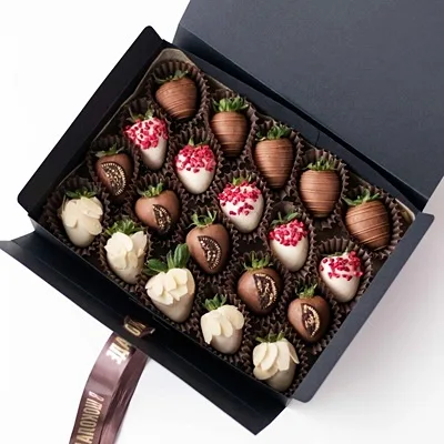 Strawberry bouquet delivery Russia