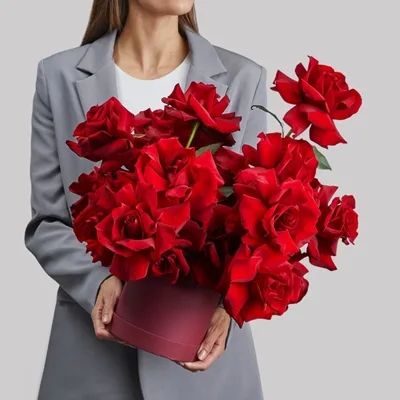 Send french roses to Moscow