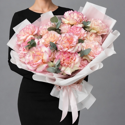 Pink roses Moscow